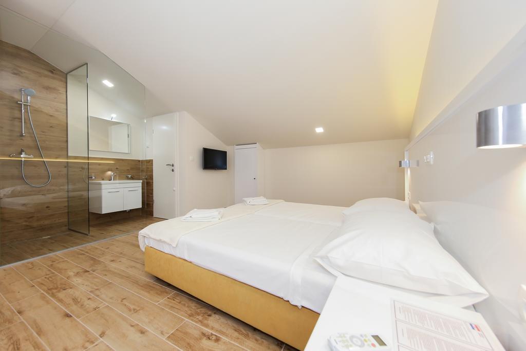 Idassa Atrium Rooms Zadar Exterior photo