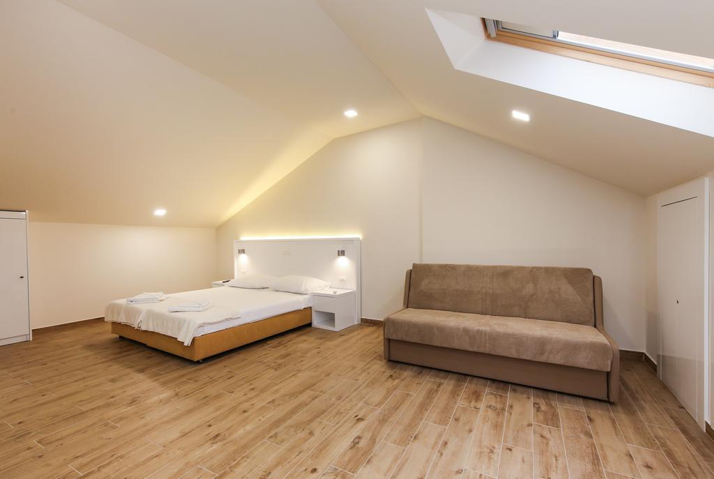 Idassa Atrium Rooms Zadar Exterior photo