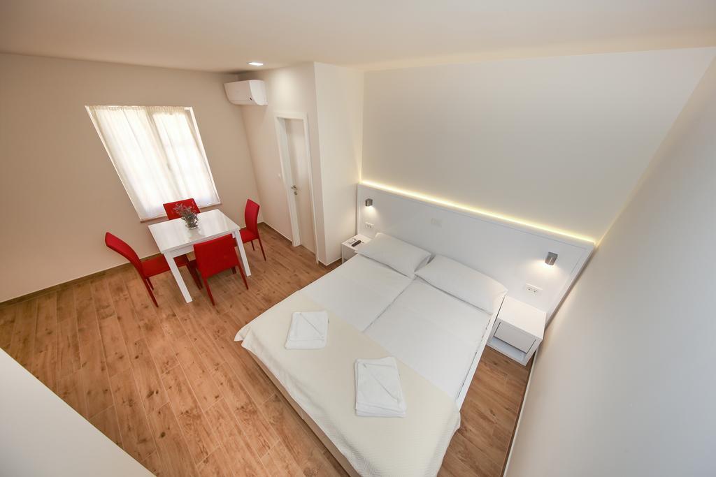 Idassa Atrium Rooms Zadar Exterior photo