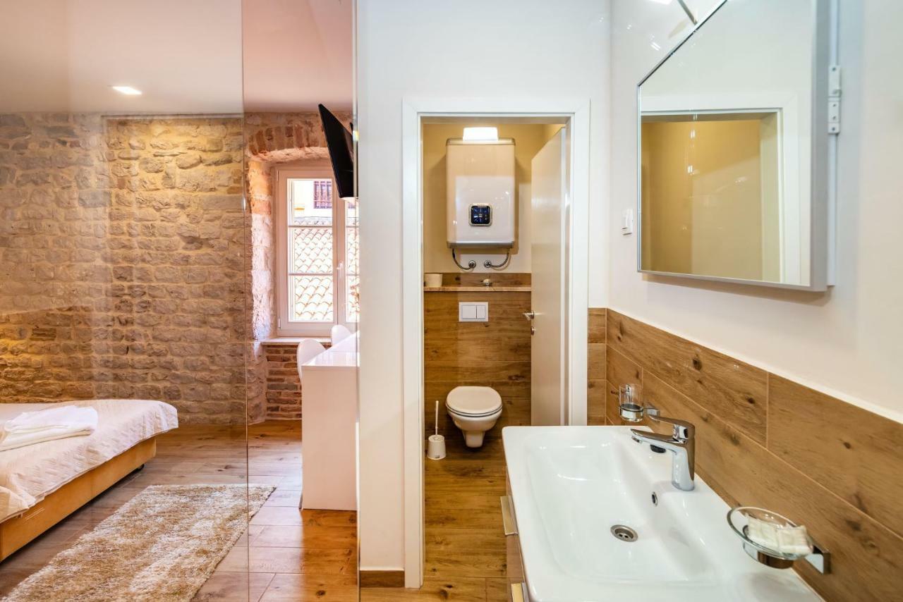 Idassa Atrium Rooms Zadar Exterior photo