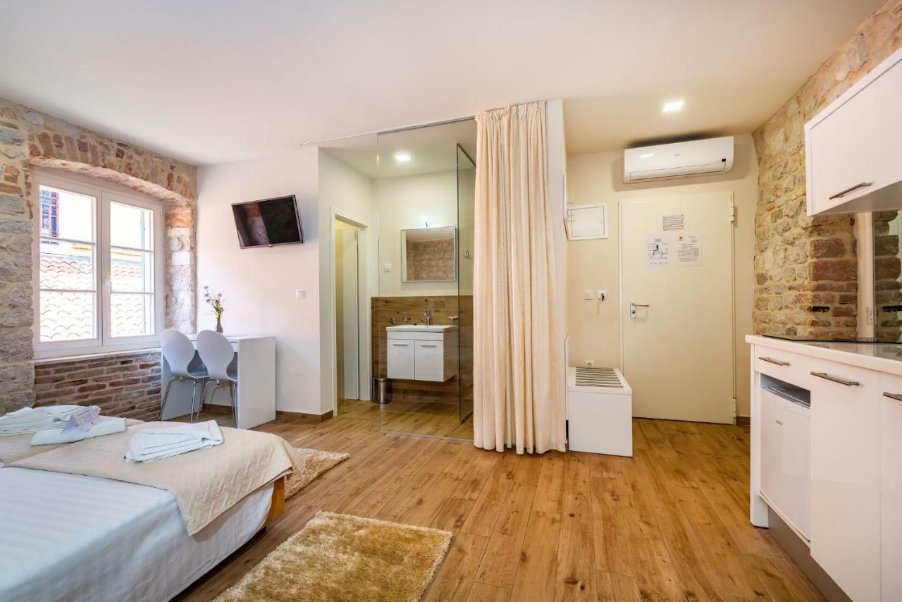 Idassa Atrium Rooms Zadar Exterior photo